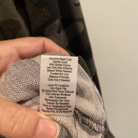 The Sweatshirt Project Sweatshirt Women Large Camo Green Puff Sleeve Waist Tie - Picture 12 of 12